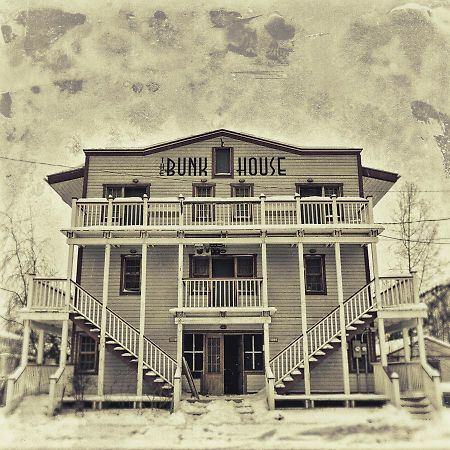 The Bunkhouse Hotel Dawson City Eksteriør billede